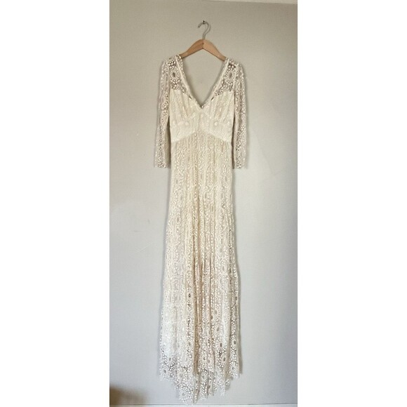 Kite & Butterfly Ivory Crochet Lace Wedding Gown, Train, Deep V, 3/4 Sleeve SZ M - Picture 5 of 16